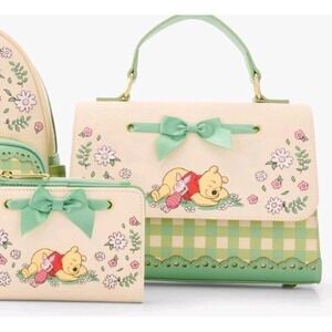 NWT Loungefly Disney Winnie the Pooh Floral Gingham Handbag Crossbody & WALLET!